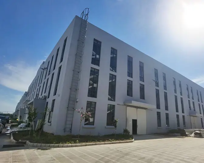 私たちについて